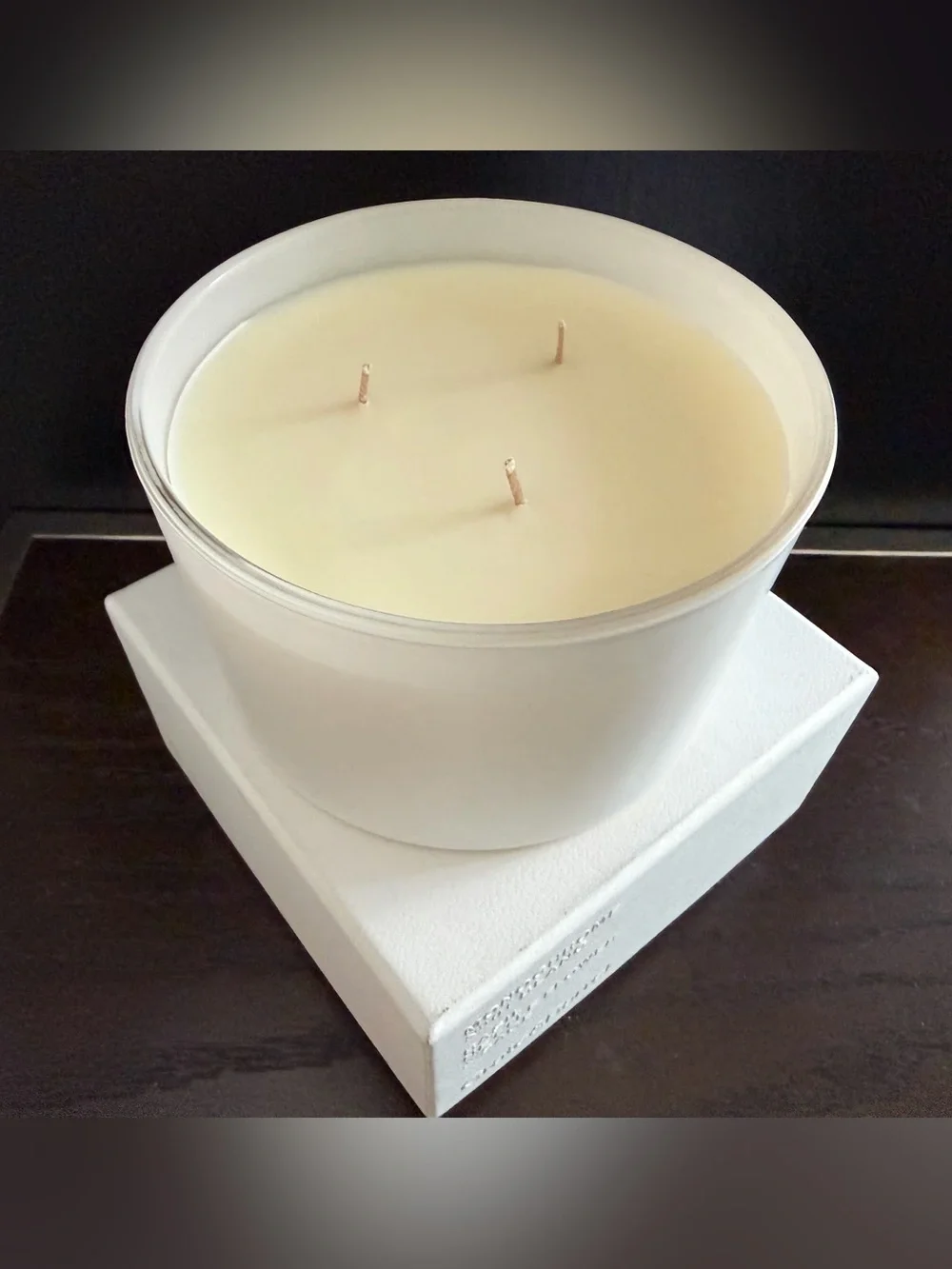 Crate&Barrel Monochrome No.01 Blanc 3-wick Candle